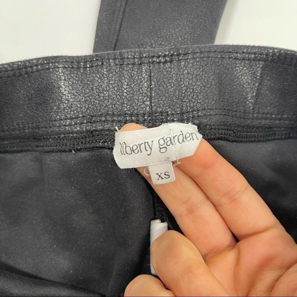 Liberty Garden Black Pull On Equestrian Style Leggings Women's Size XS - Picture 6 of 10